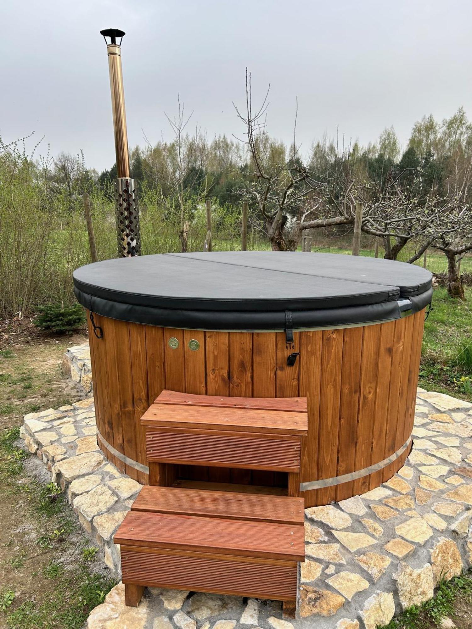 Czytelnia W Sadzie Villa Krzykawka Luaran gambar